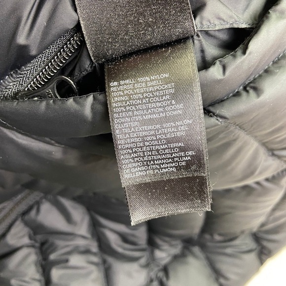 The North Face Hyvent Puffer Jacket Womens XS Black Down Blend Full Zip Quilted - Picture 16 of 16